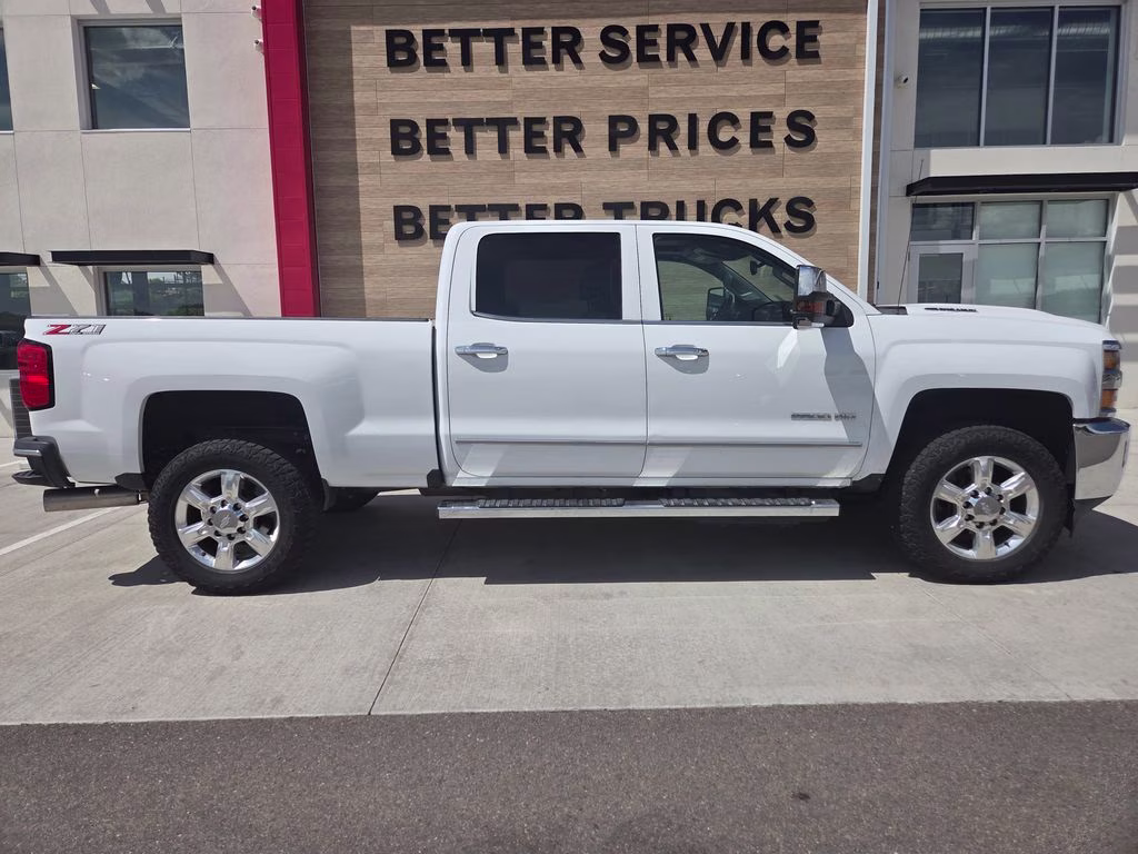2019 Summit White Chevrolet Silverado 2500HD LTZ 4X4 Truck