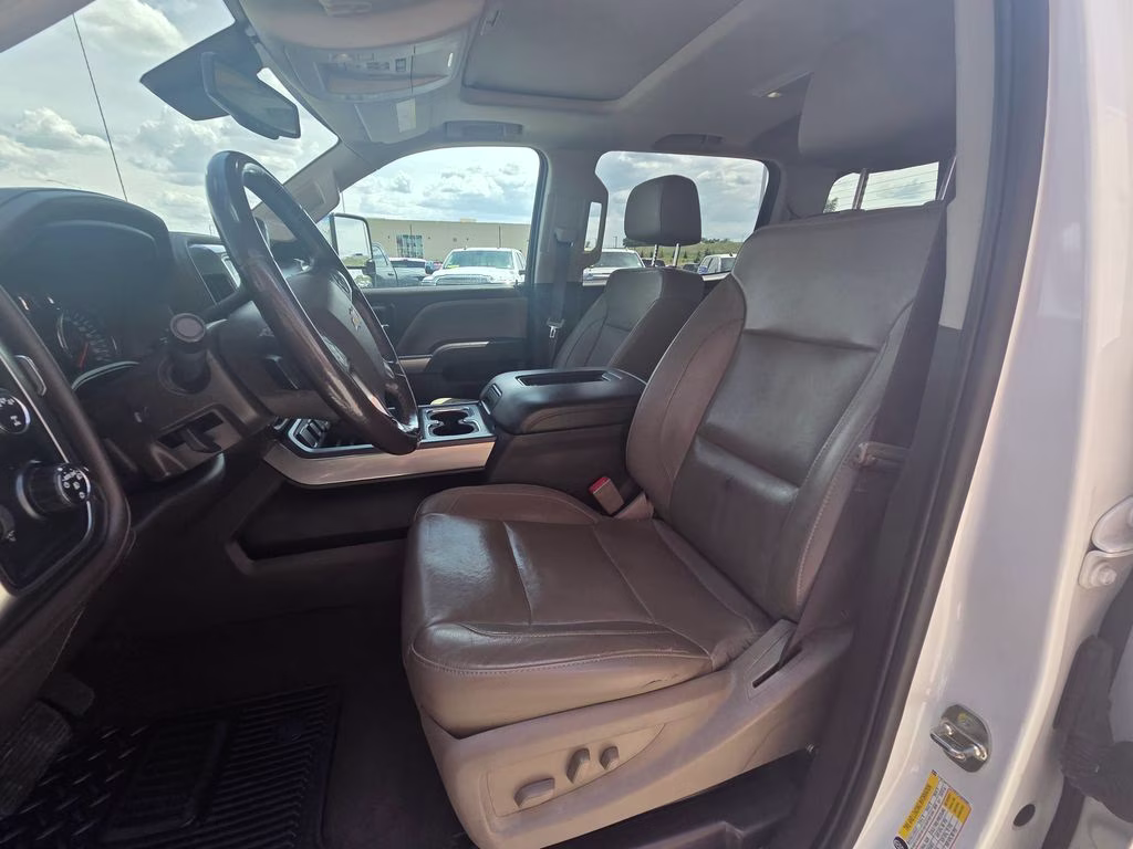2019 Summit White Chevrolet Silverado 2500HD LTZ 4X4 Truck