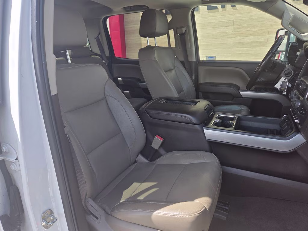2019 Summit White Chevrolet Silverado 2500HD LTZ 4X4 Truck