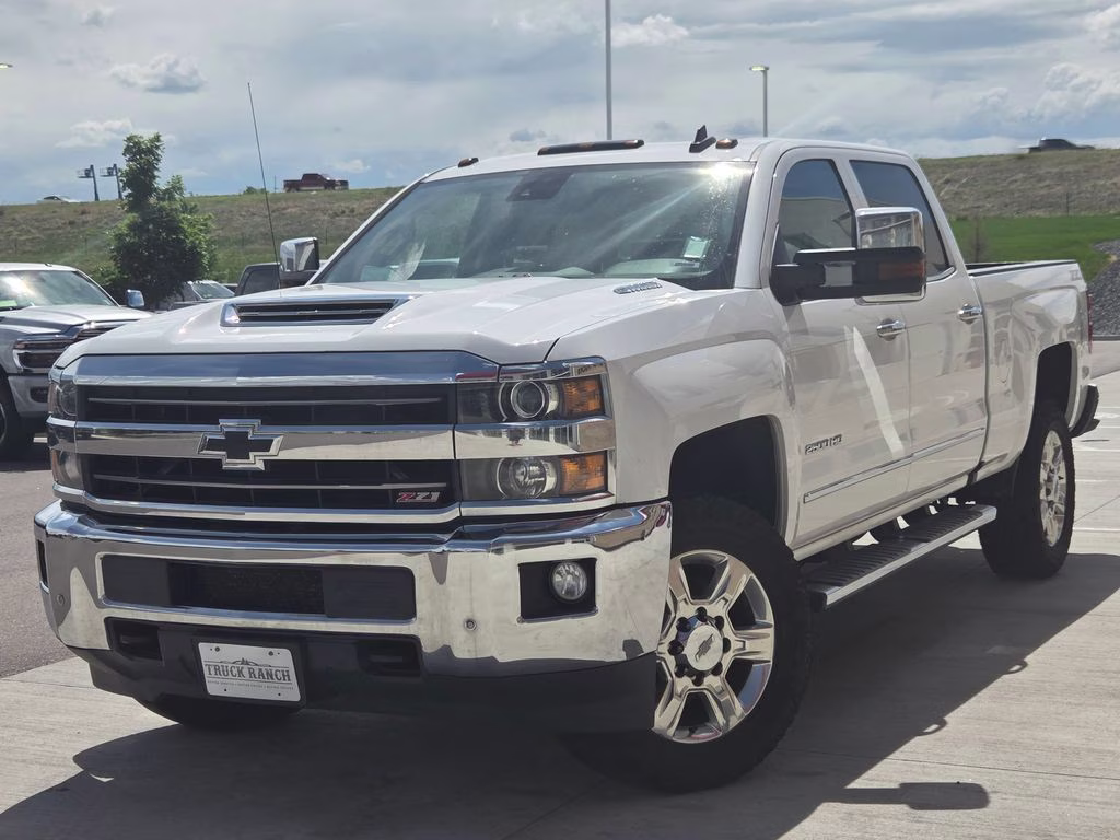 2019 Summit White Chevrolet Silverado 2500HD LTZ 4X4 Truck