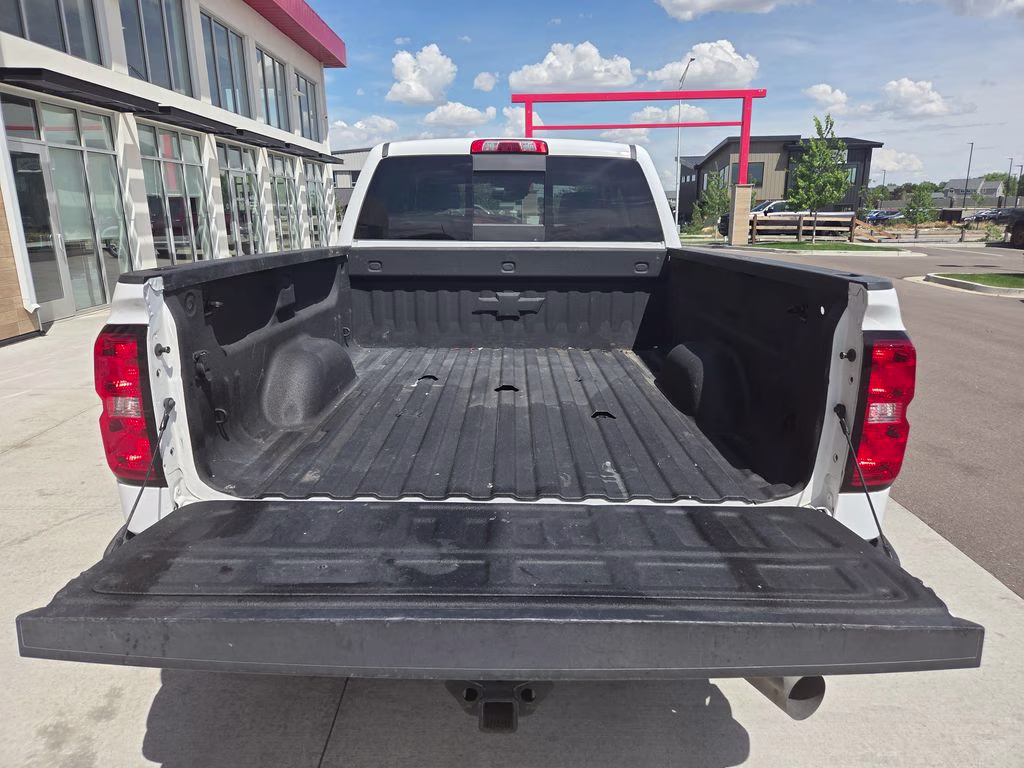 2019 Summit White Chevrolet Silverado 2500HD LTZ 4X4 Truck