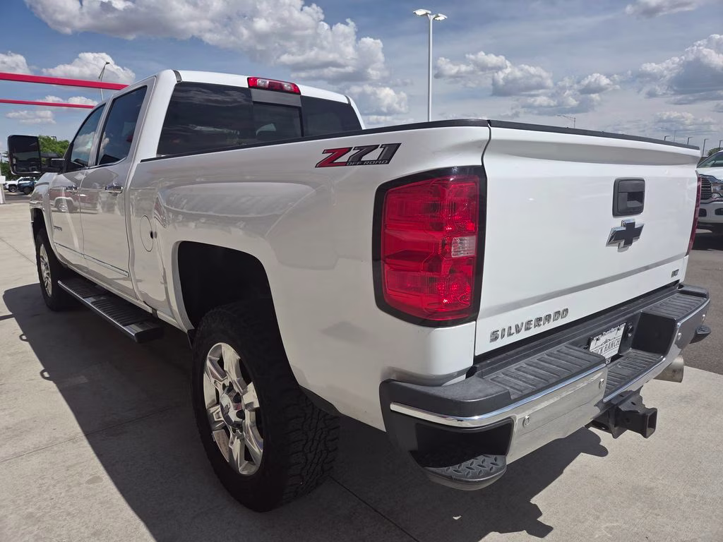 2019 Summit White Chevrolet Silverado 2500HD LTZ 4X4 Truck