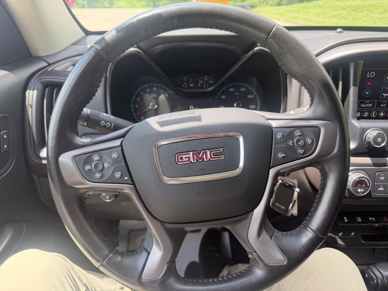 2021 Desert Sand Metallic GMC Canyon 4WD AT4 w/Leather 4X4 Truck
