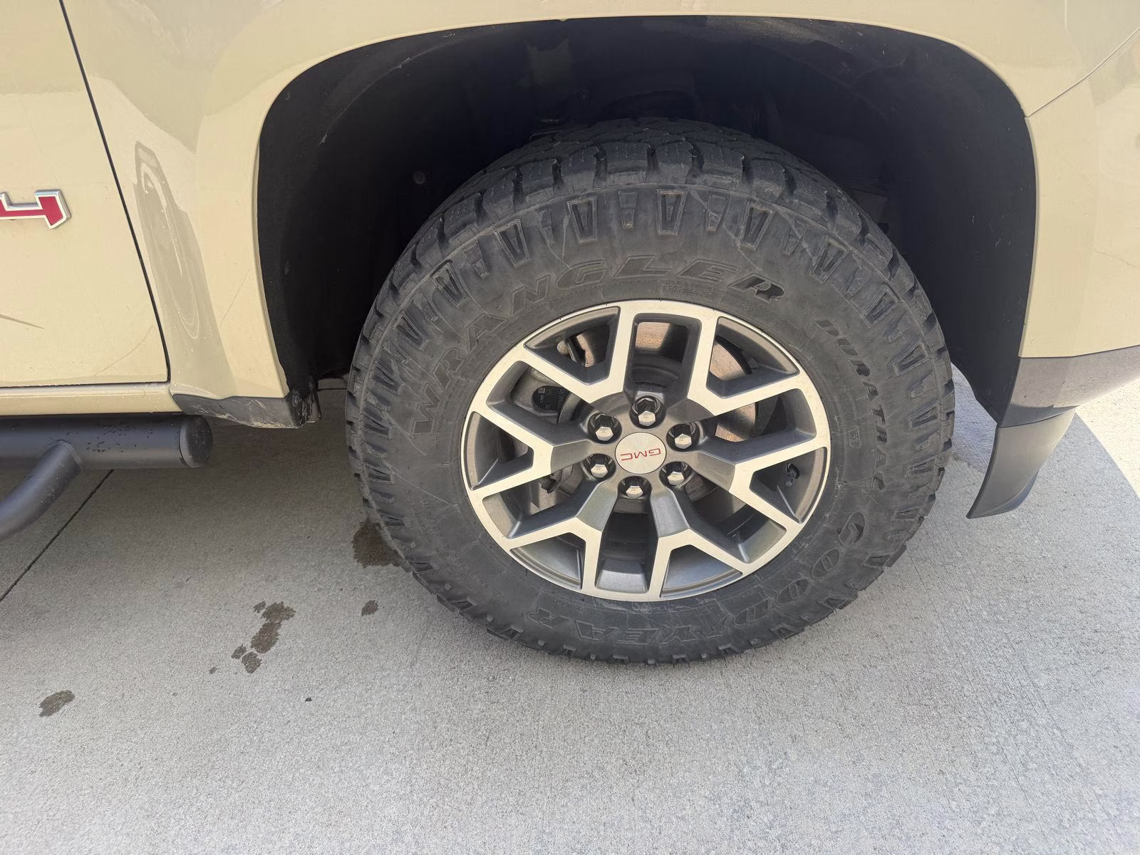 2021 Desert Sand Metallic GMC Canyon 4WD AT4 w/Leather 4X4 Truck