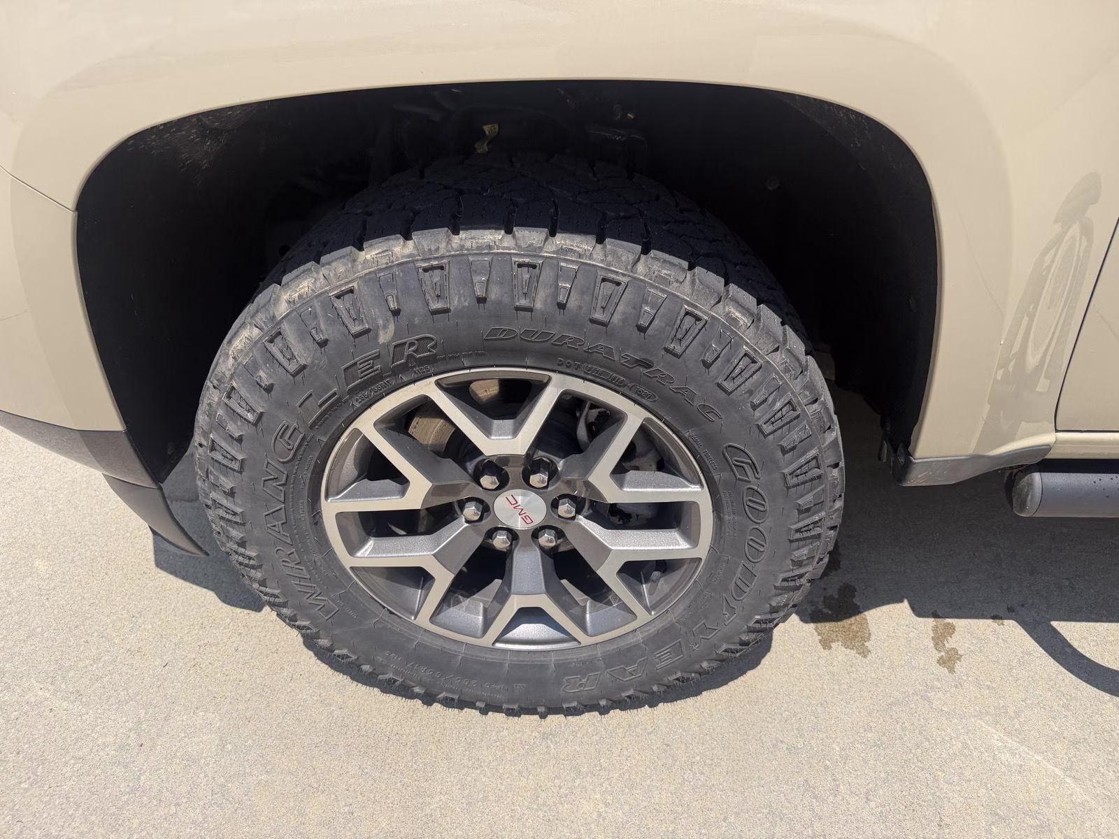 2021 Desert Sand Metallic GMC Canyon 4WD AT4 w/Leather 4X4 Truck