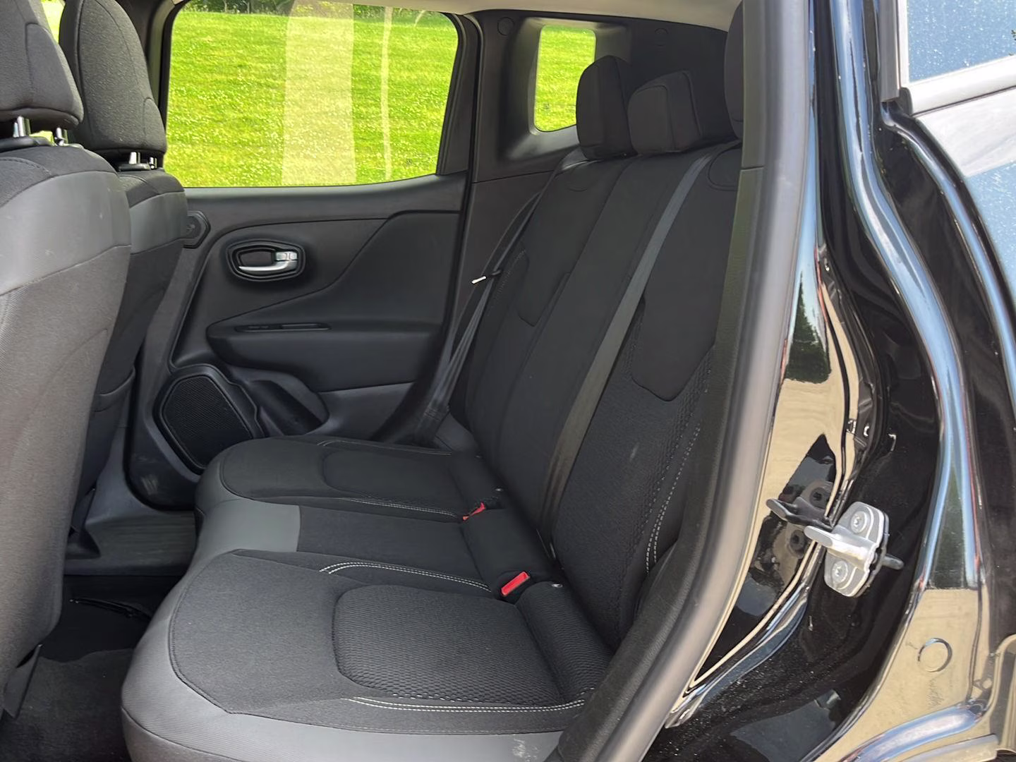 2023 Black Clearcoat Jeep Renegade Latitude 4X4 SUV
