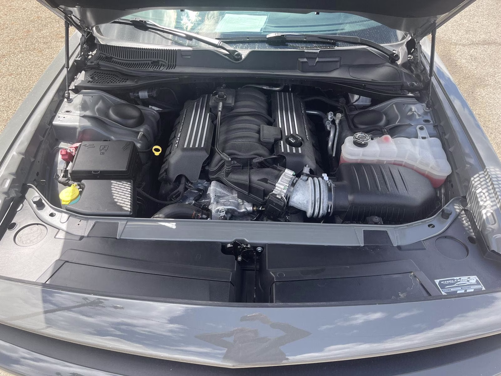 2023 Destroyer Gray Clearcoat Dodge Challenger R/T Scat Pack RWD Coupe
