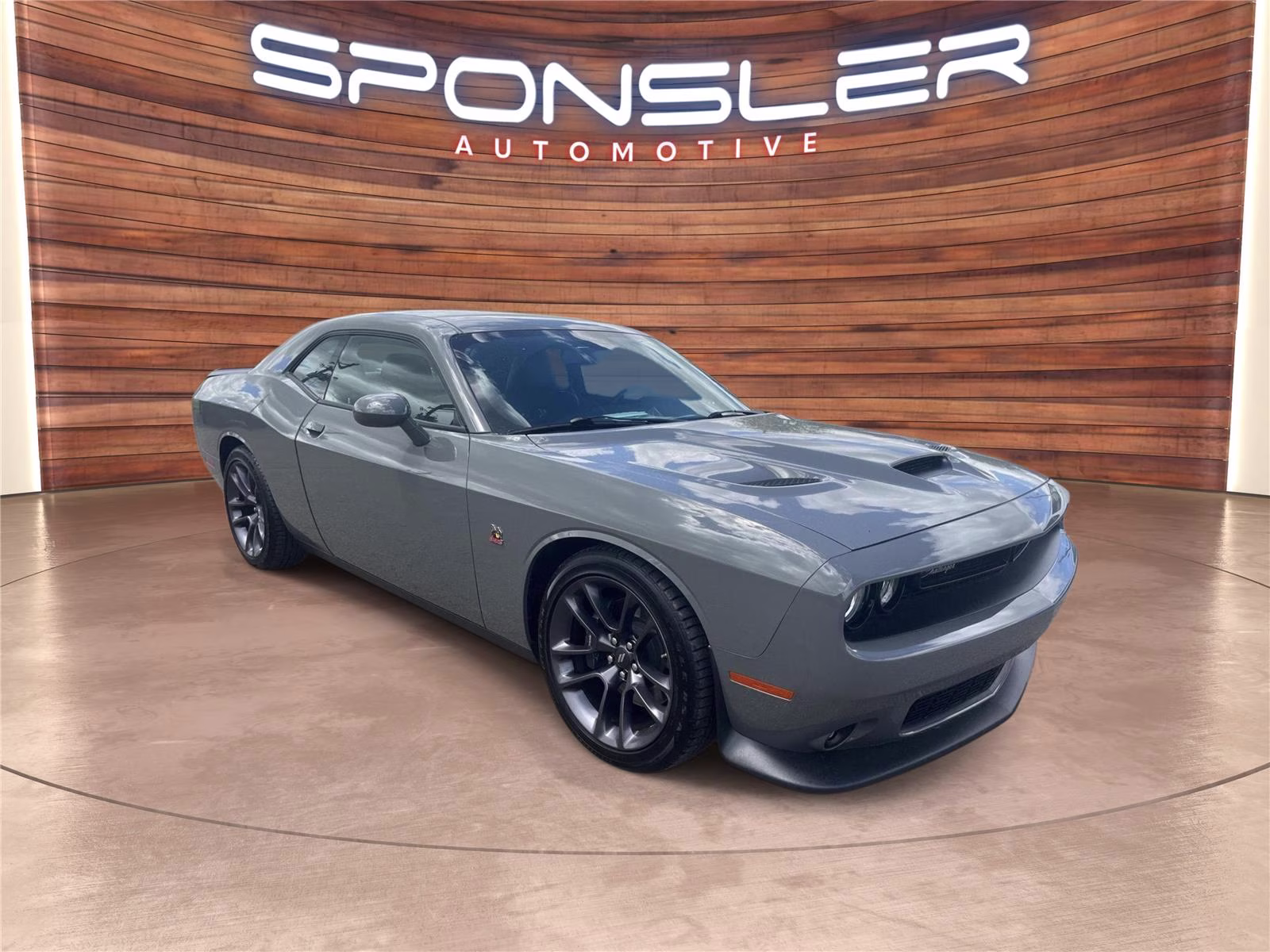 2023 Destroyer Gray Clearcoat Dodge Challenger R/T Scat Pack RWD Coupe