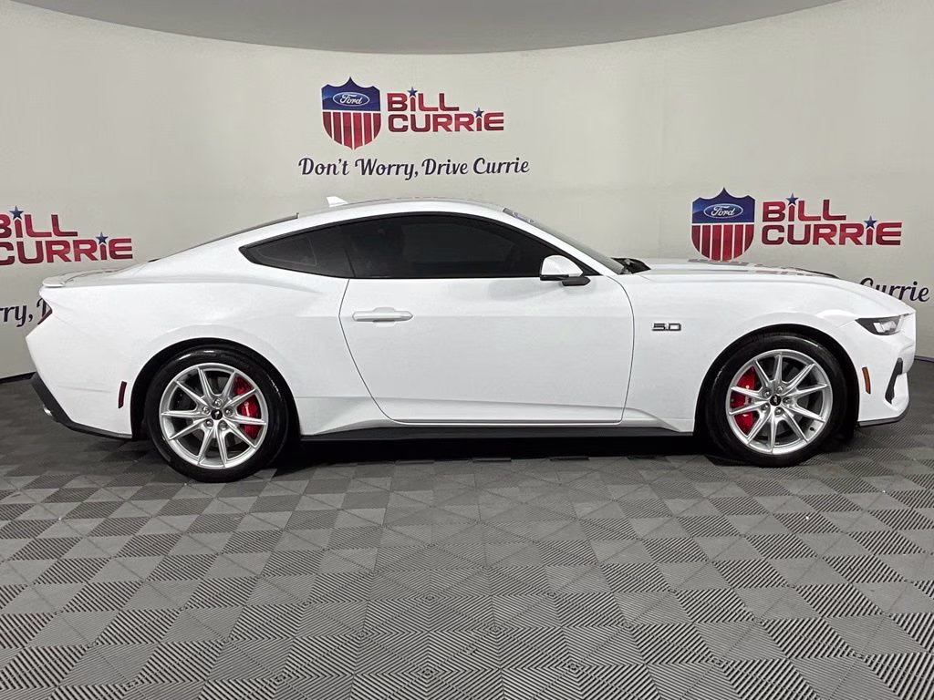 2024 Oxford White Ford Mustang GT Premium RWD Coupe