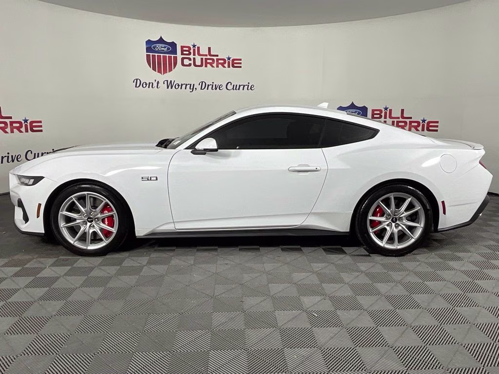 2024 Oxford White Ford Mustang GT Premium RWD Coupe