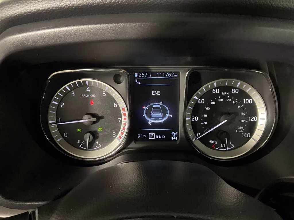 2017 Gun Metallic Nissan Titan SV 4X4 Truck