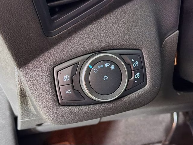 2019 Black Metallic Ford Escape SE 4X4 SUV