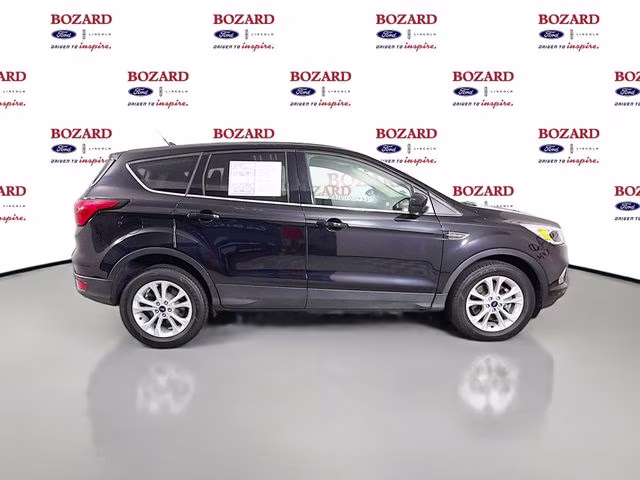2019 Black Metallic Ford Escape SE 4X4 SUV