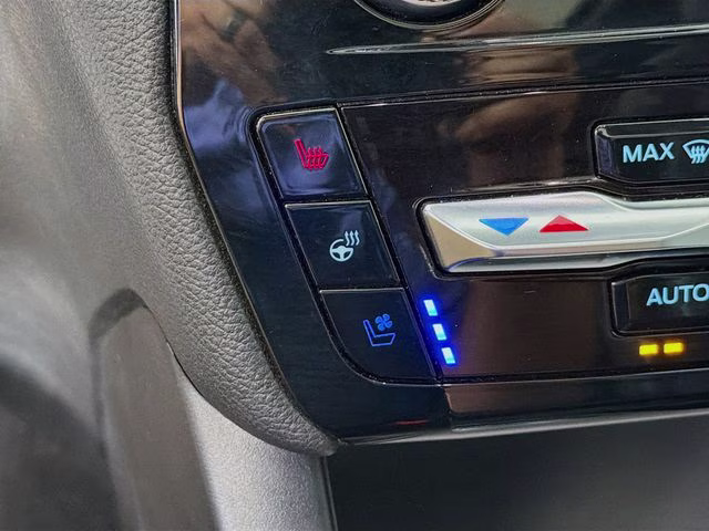 2023 Silver Metallic Ford Explorer Limited RWD SUV