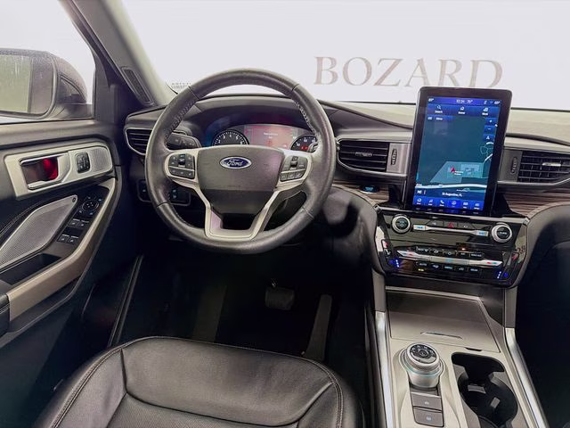 2023 Silver Metallic Ford Explorer Limited RWD SUV