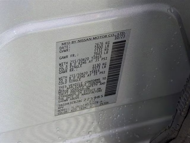 2024 Brilliant Silver Metallic Nissan Pathfinder SL FWD SUV