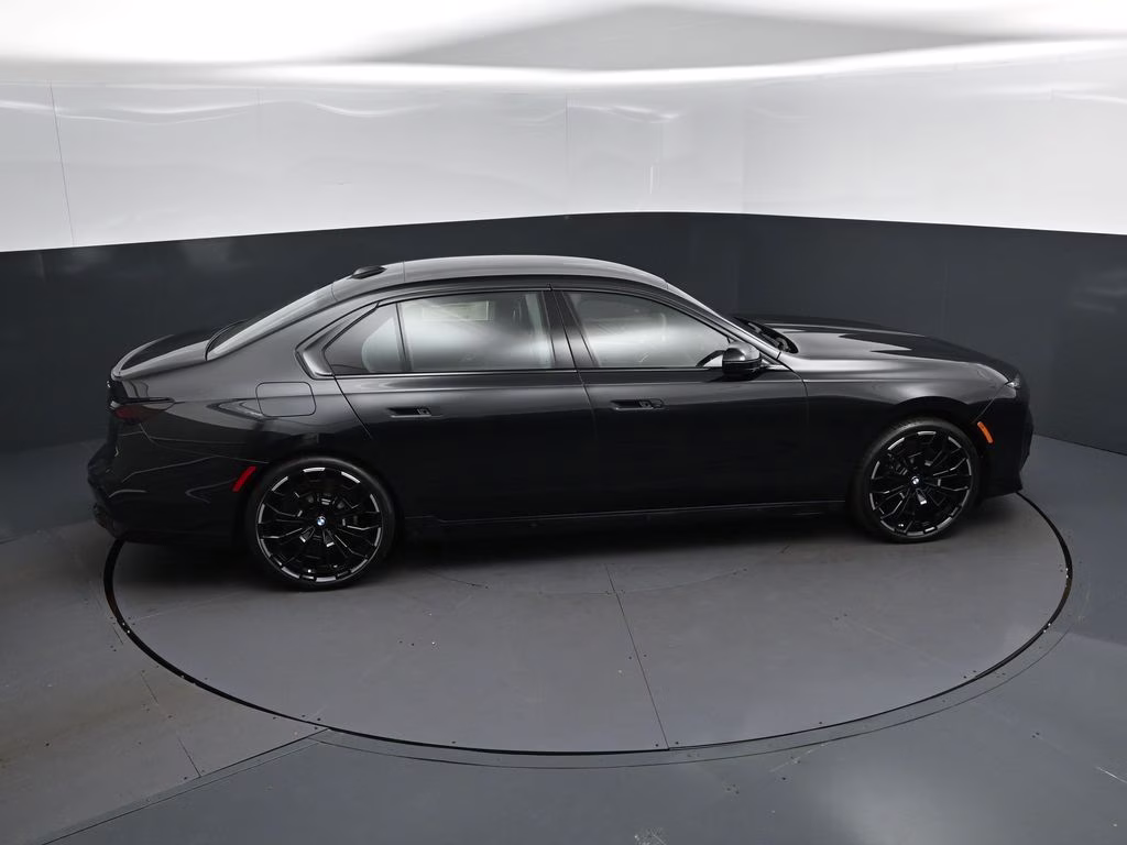 2026 Black Sapphire Metallic BMW 7 Series 760i xDrive AWD Sedan