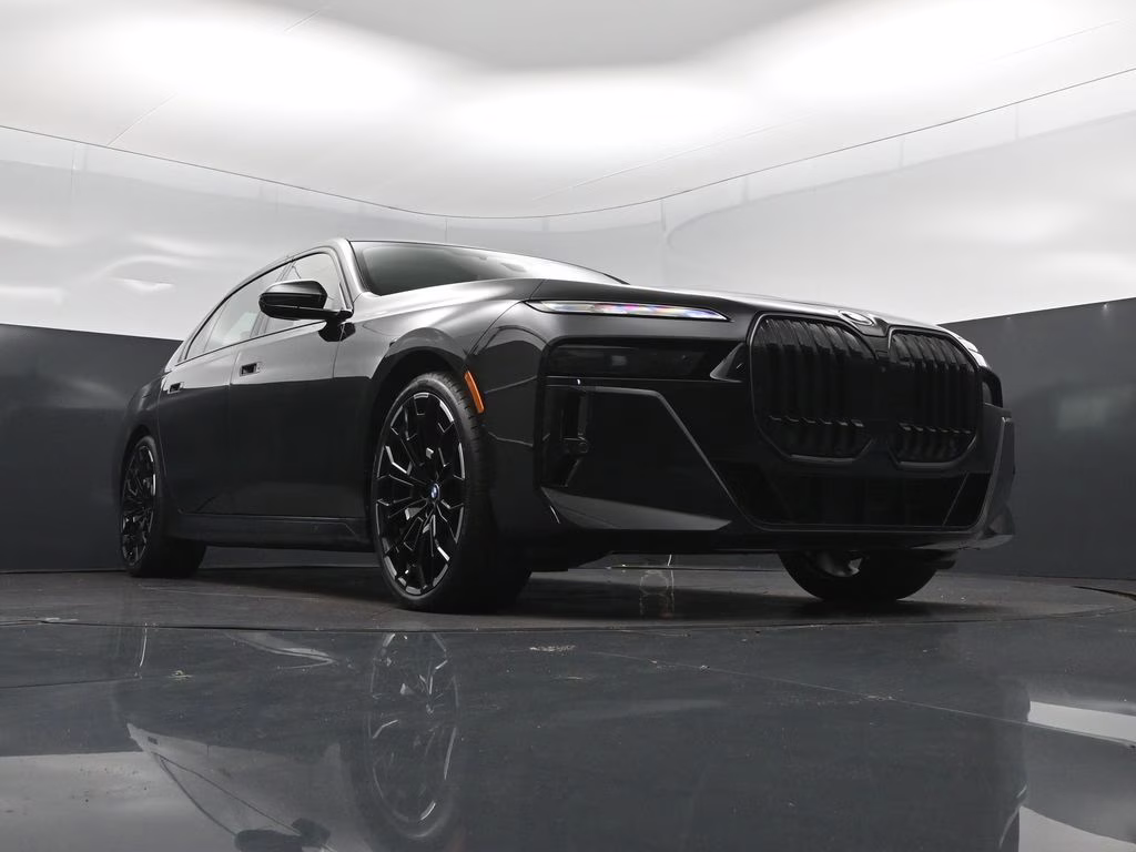 2026 Black Sapphire Metallic BMW 7 Series 760i xDrive AWD Sedan