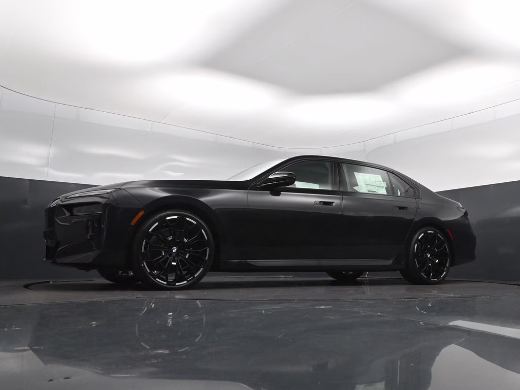 2026 Black Sapphire Metallic BMW 7 Series 760i xDrive AWD Sedan