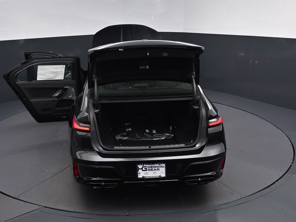2026 Black Sapphire Metallic BMW 7 Series 760i xDrive AWD Sedan