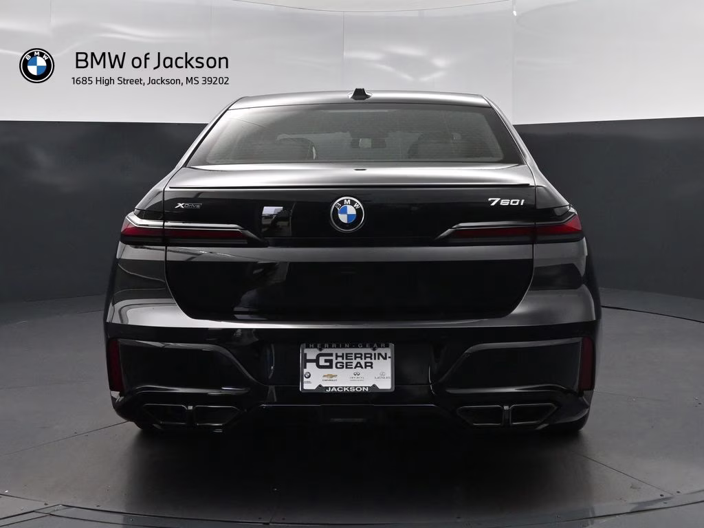 2026 Black Sapphire Metallic BMW 7 Series 760i xDrive AWD Sedan