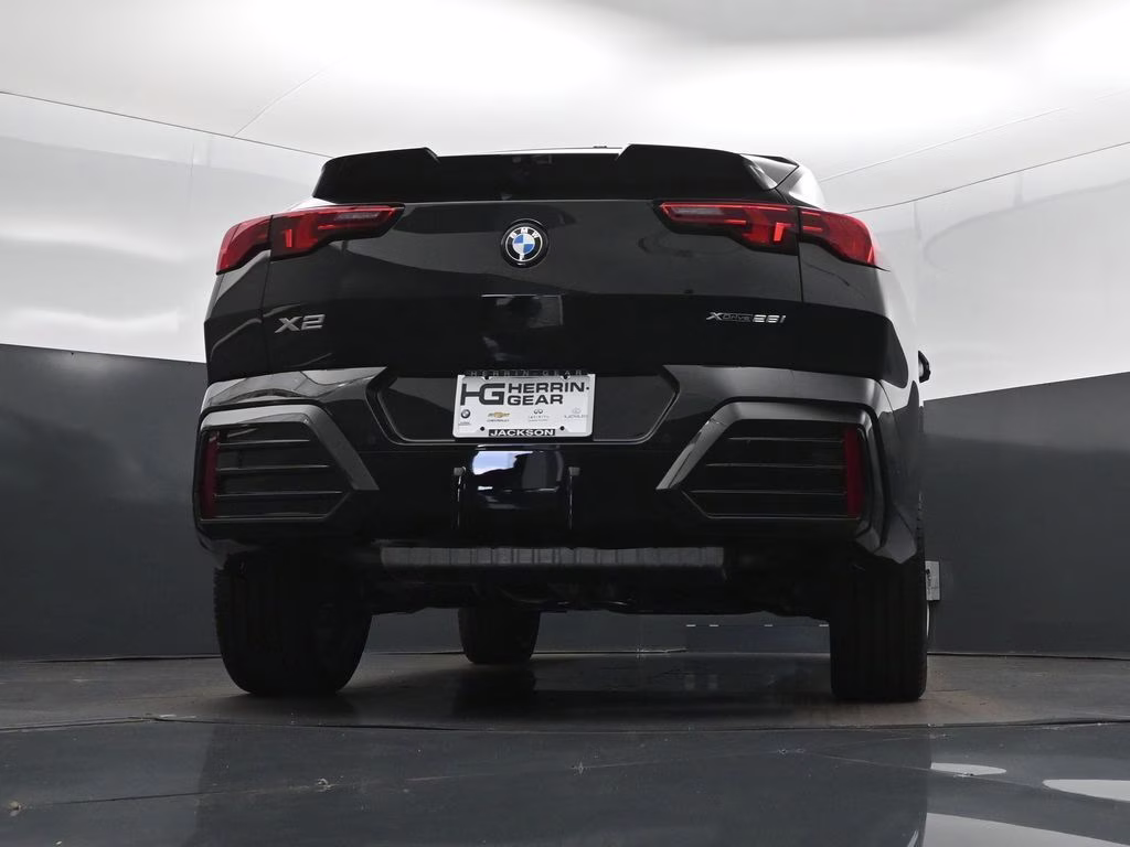 2026 Black Sapphire Metallic BMW X2 xDrive28i AWD SUV