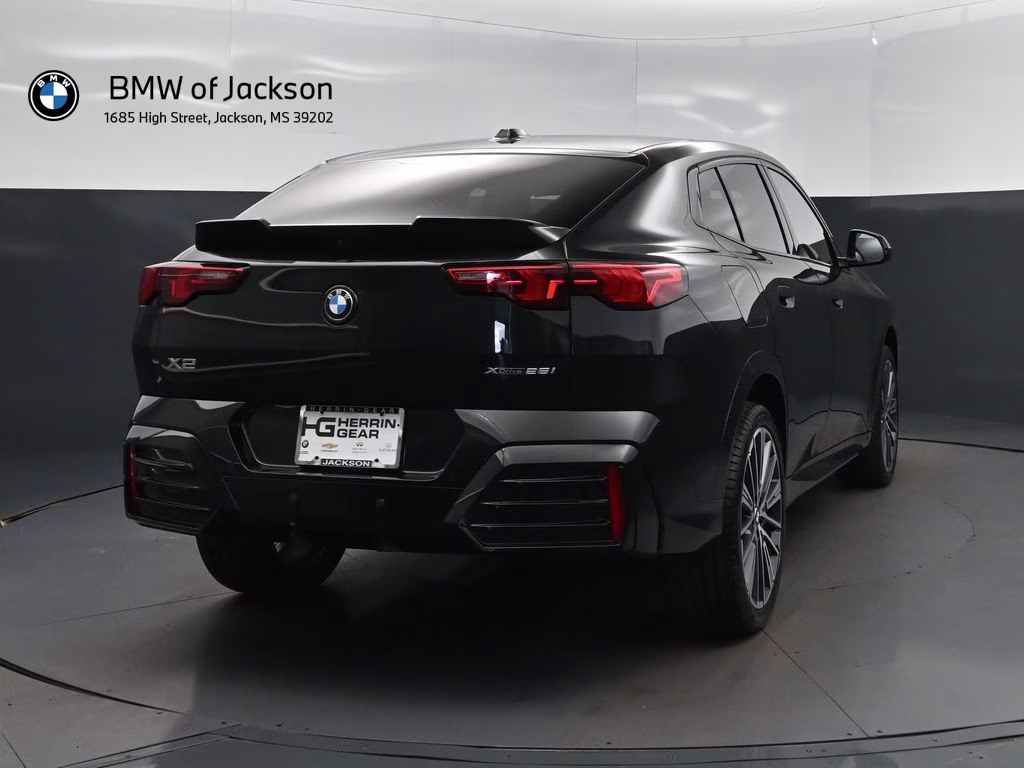 2026 Black Sapphire Metallic BMW X2 xDrive28i AWD SUV