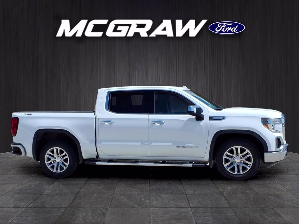 2021 SUMMIT WHITE GMC Sierra SLT 4X4 Truck