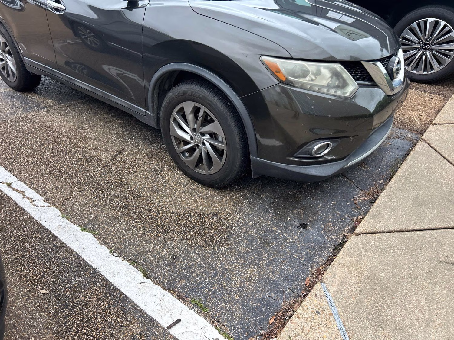 2014 Midnight Nissan Rogue SL FWD SUV