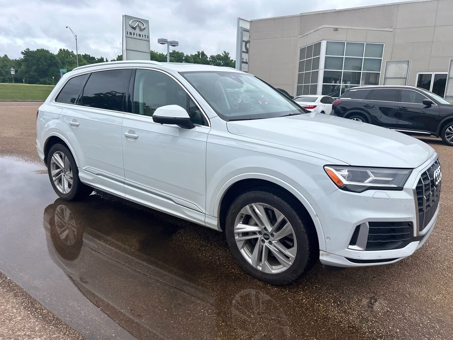 2021 Glacier White Audi Q7 45 Premium Plus AWD SUV
