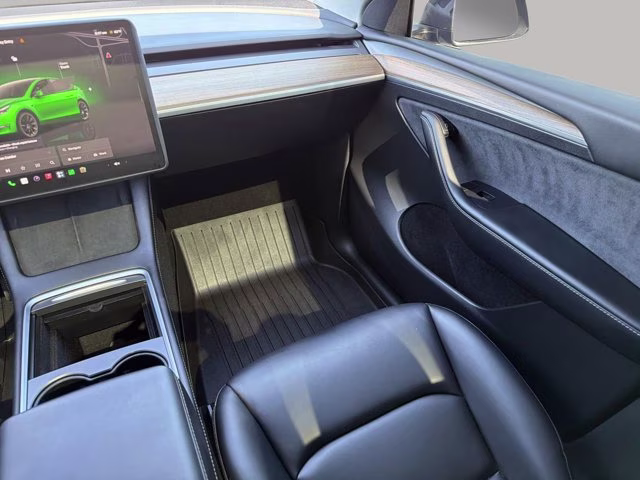 2023 Midnight Silver Metallic Tesla Model Y Long Range AWD SUV