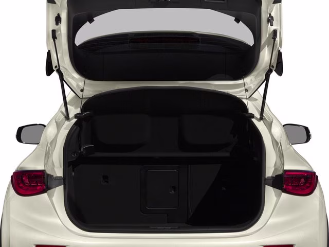 2018 Blade Silver INFINITI QX30 LUXE FWD SUV