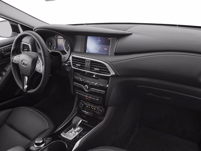 2018 Blade Silver INFINITI QX30 LUXE FWD SUV