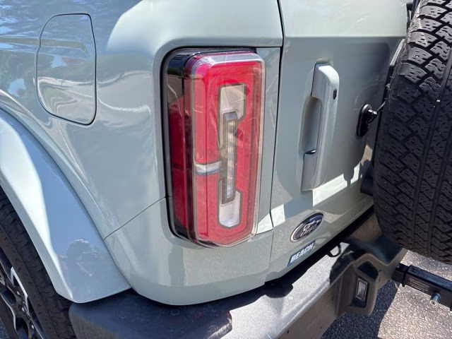 2023 Cactus Gray Ford Bronco Outer Banks 4X4 SUV