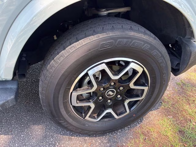 2023 Cactus Gray Ford Bronco Outer Banks 4X4 SUV