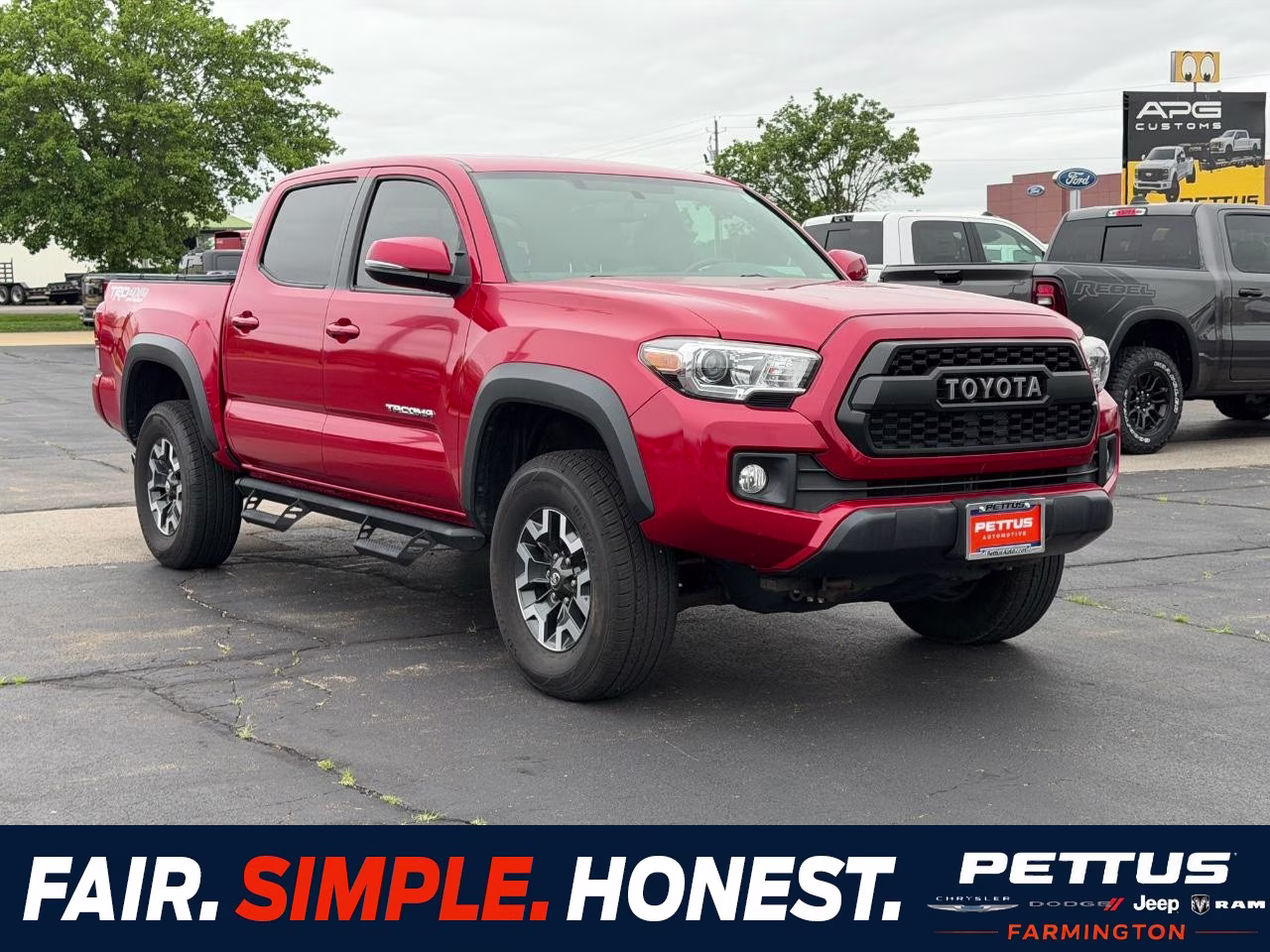 2017 Barcelona Red Metallic Toyota Tacoma TRD Off-Road V6 4X4 Truck