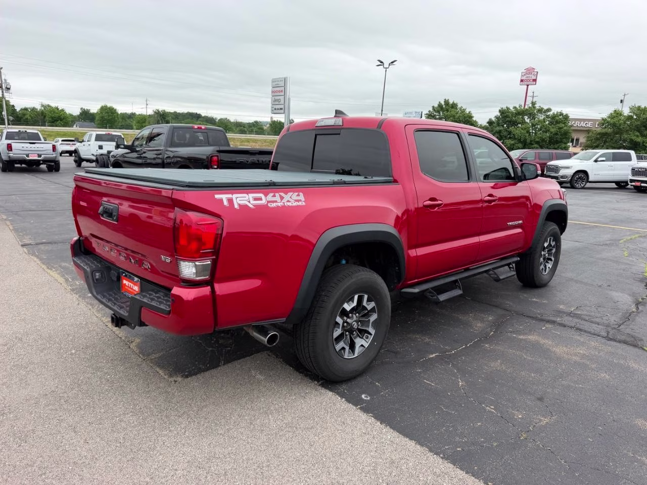 2017 Barcelona Red Metallic Toyota Tacoma TRD Off-Road V6 4X4 Truck