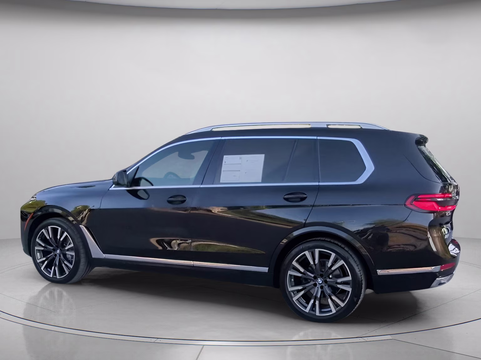 2025 Black Sapphire Metallic BMW X7 xDrive40i AWD SUV