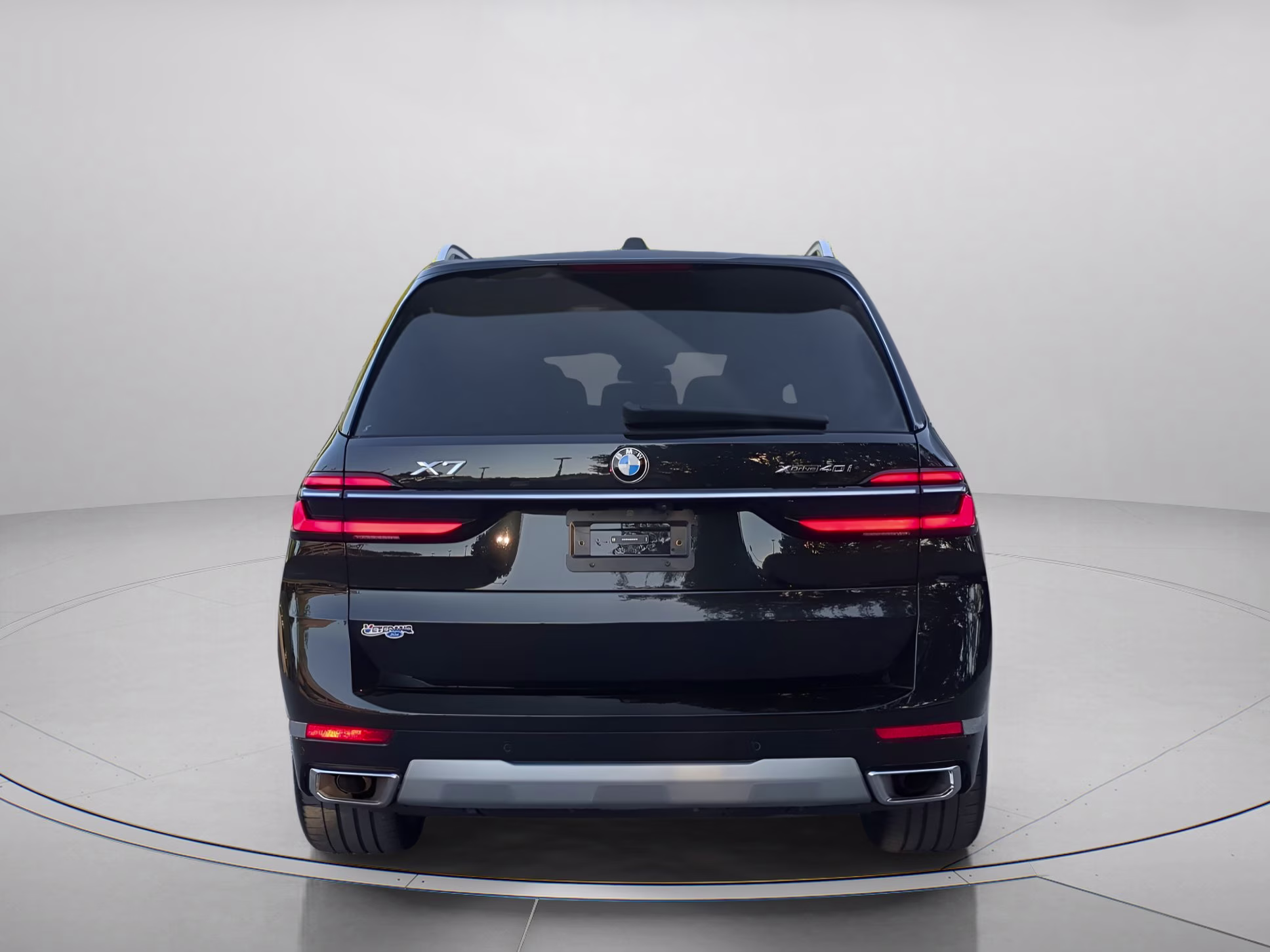 2025 Black Sapphire Metallic BMW X7 xDrive40i AWD SUV