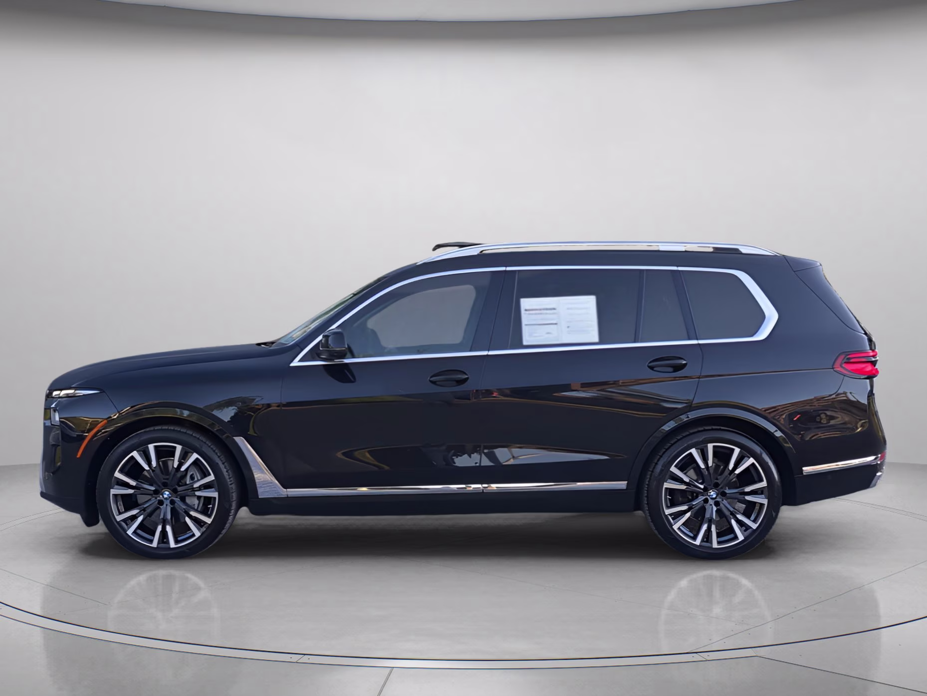 2025 Black Sapphire Metallic BMW X7 xDrive40i AWD SUV