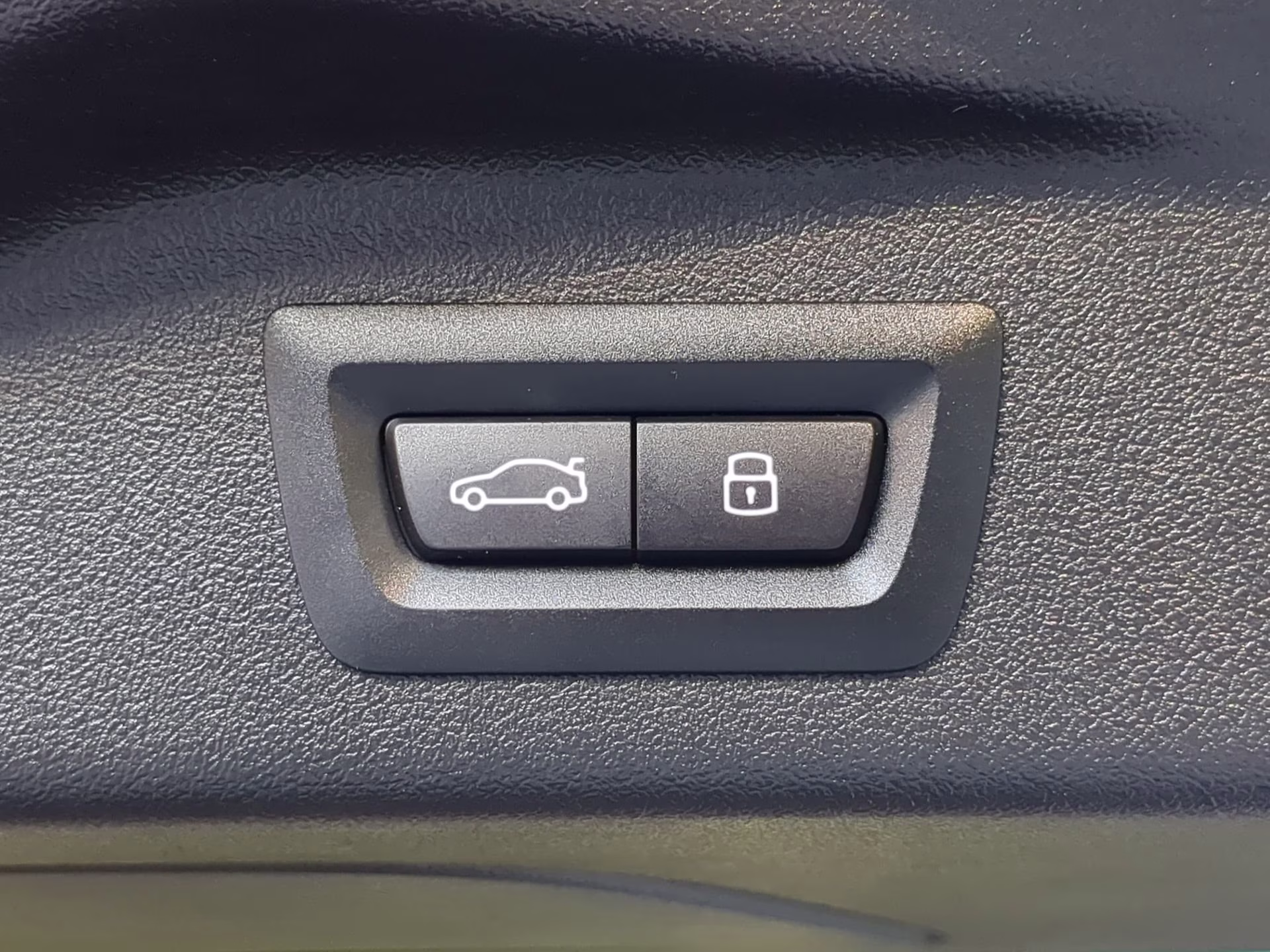 2025 Black Sapphire Metallic BMW X7 xDrive40i AWD SUV