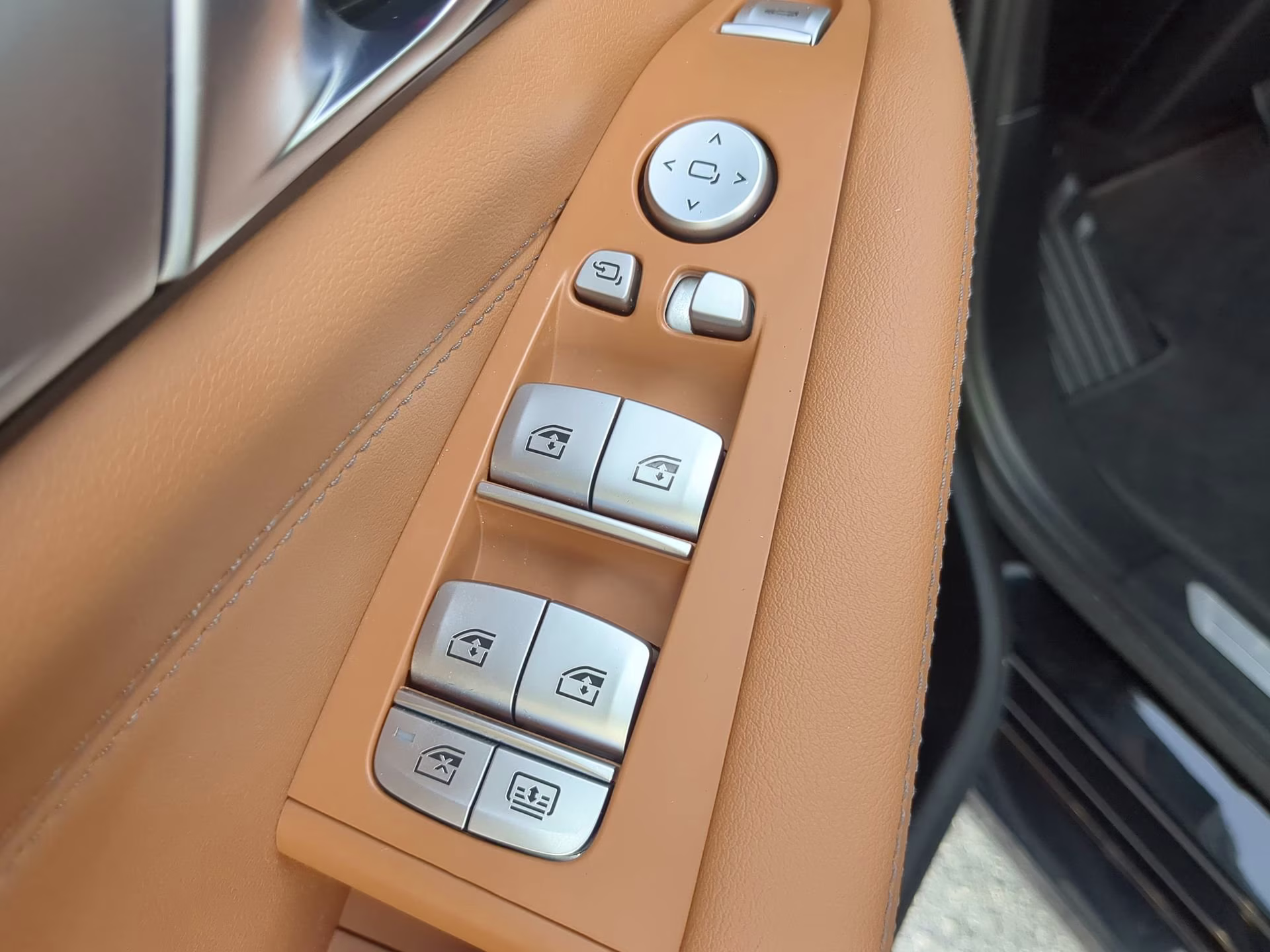 2025 Black Sapphire Metallic BMW X7 xDrive40i AWD SUV
