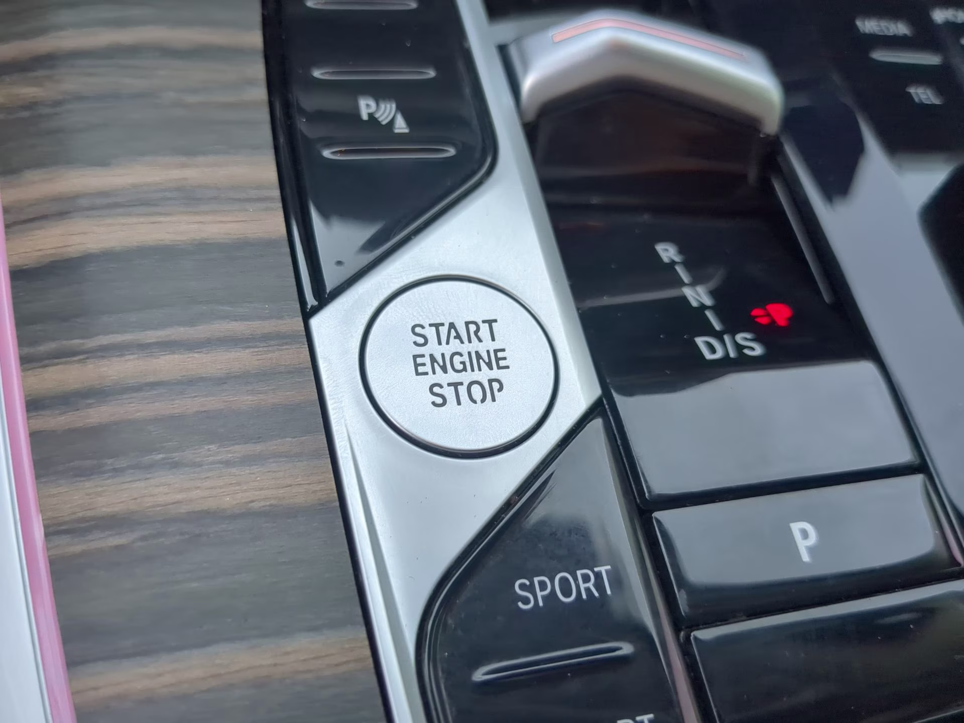 2025 Black Sapphire Metallic BMW X7 xDrive40i AWD SUV