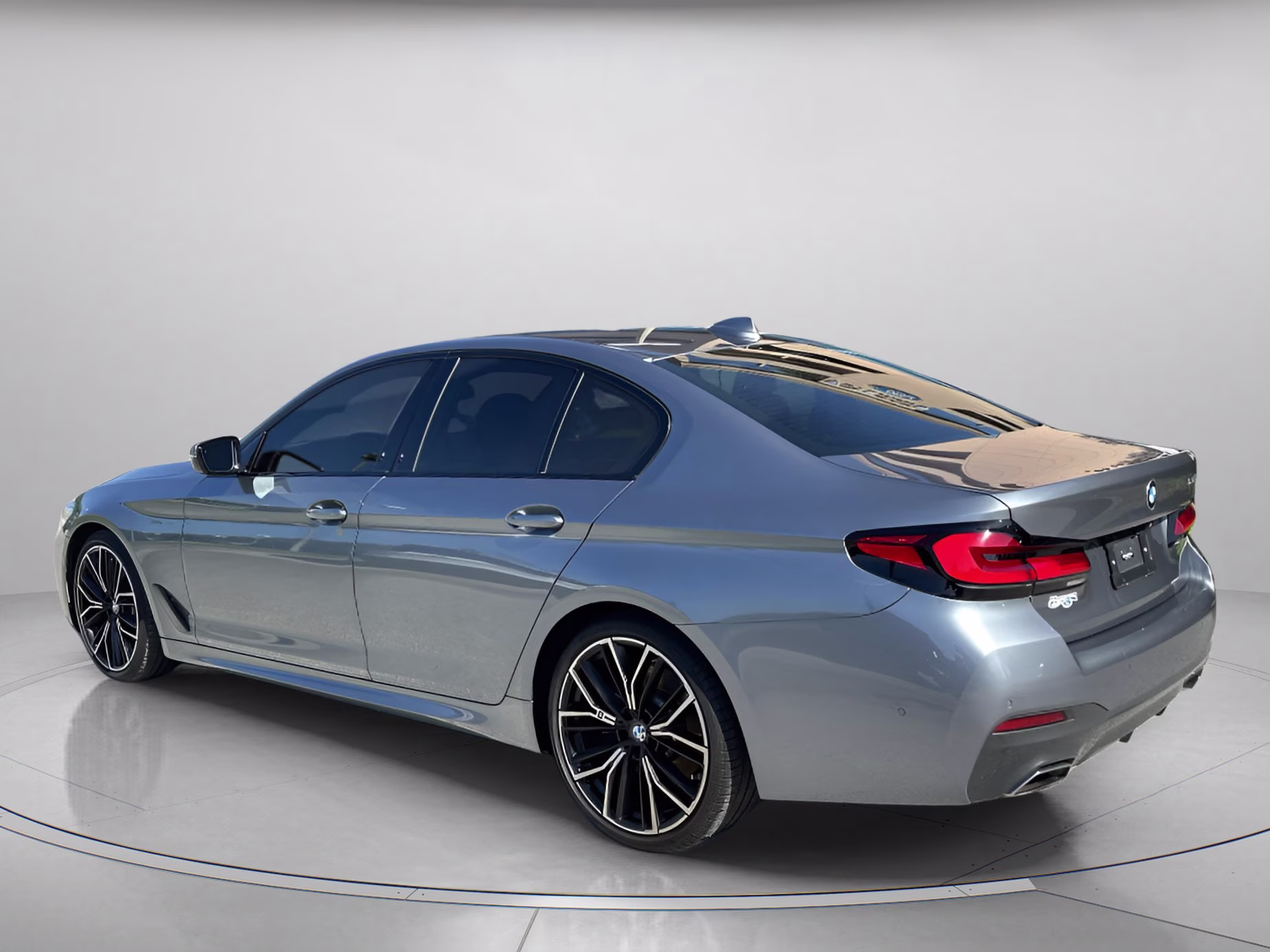 2021 Bluestone Metallic BMW 5 Series 530i RWD Sedan