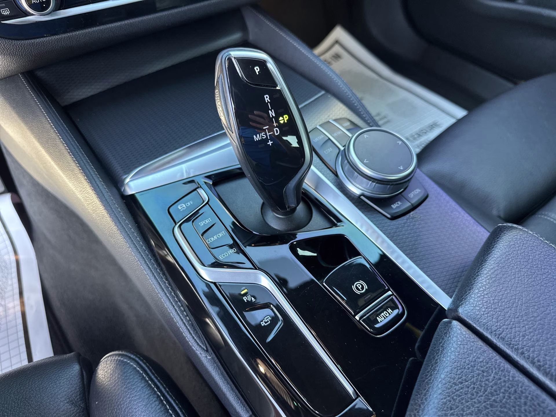 2021 Bluestone Metallic BMW 5 Series 530i RWD Sedan