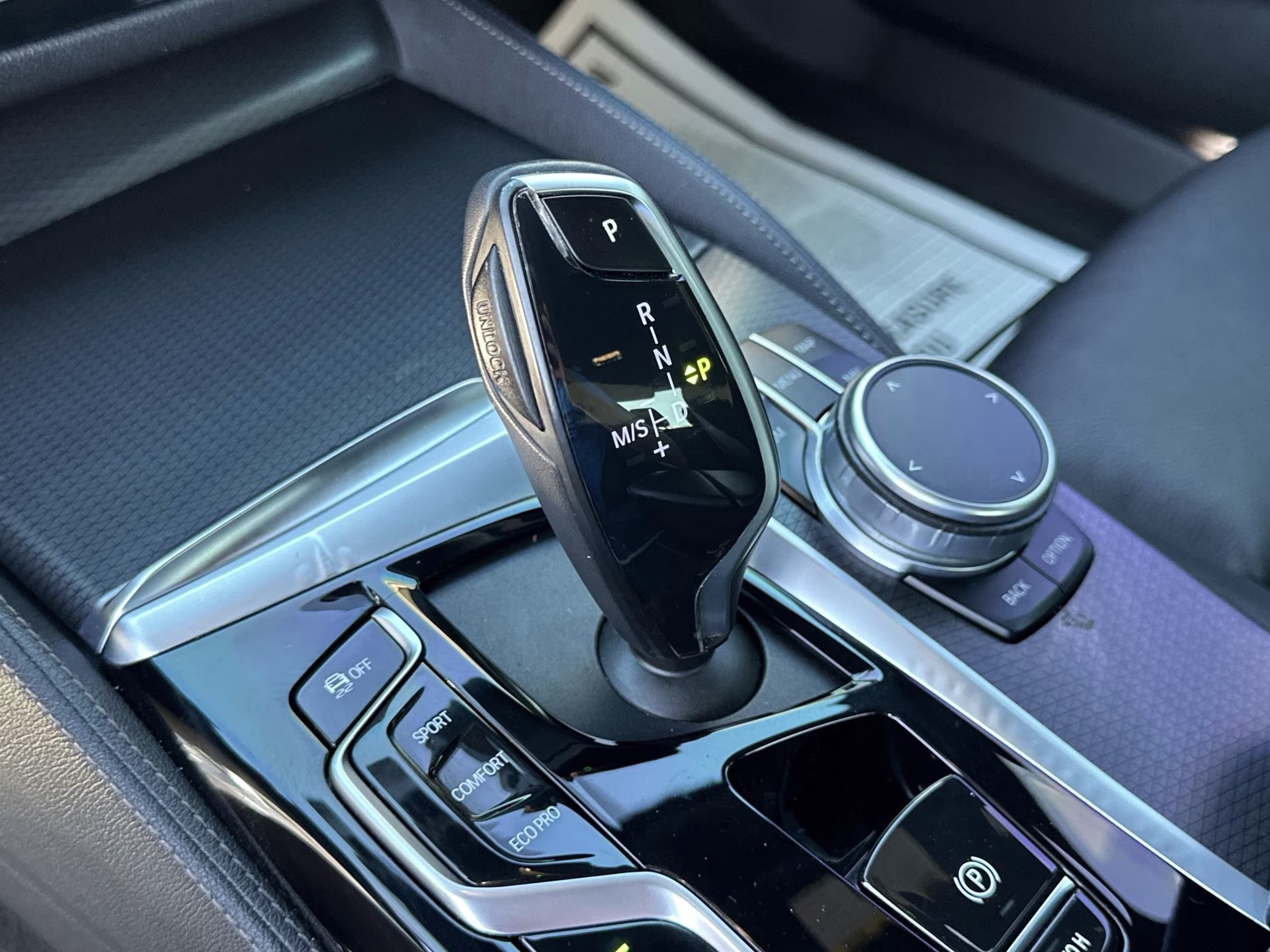 2021 Bluestone Metallic BMW 5 Series 530i RWD Sedan