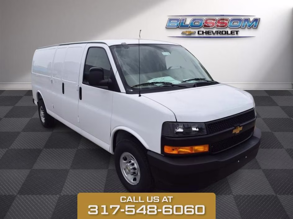 2026 Chevrolet Express 2500 Extended Work Van HD's photo