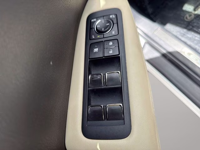 2021 Eminent White Pearl Lexus RX 350L FWD SUV