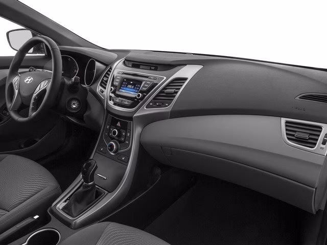 2016 Titanium Gray Metallic Hyundai Elantra SE FWD Sedan