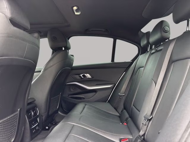 2020 Alpine White BMW 3 Series 330i xDrive AWD Sedan